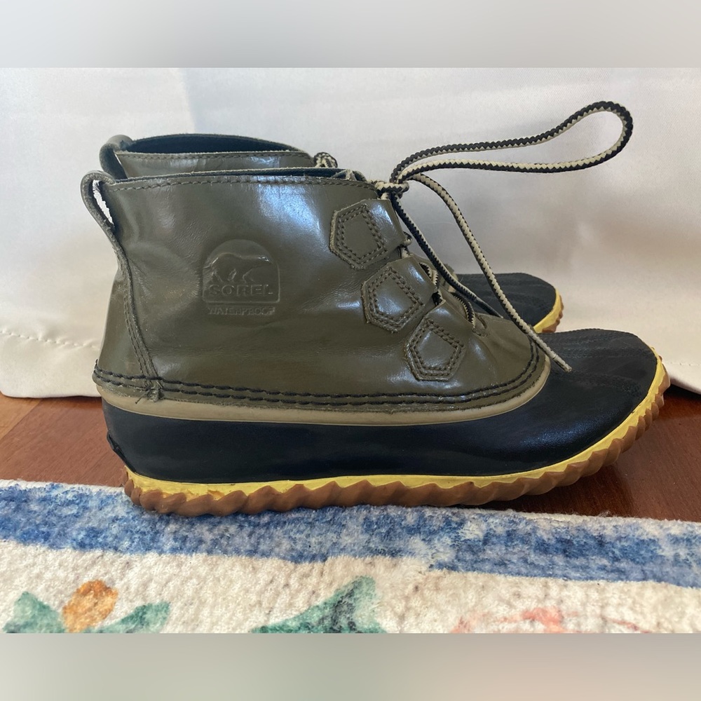 Size 8 Sorel Booties